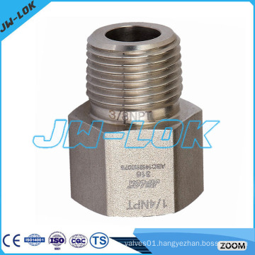 Screw thread fitting